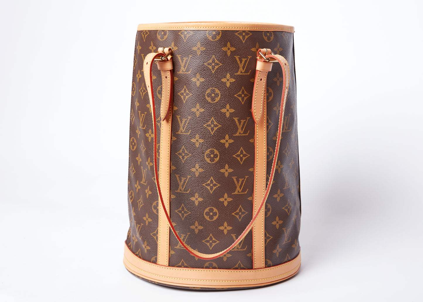 100% authentic Louis-Vuitton barrel bag