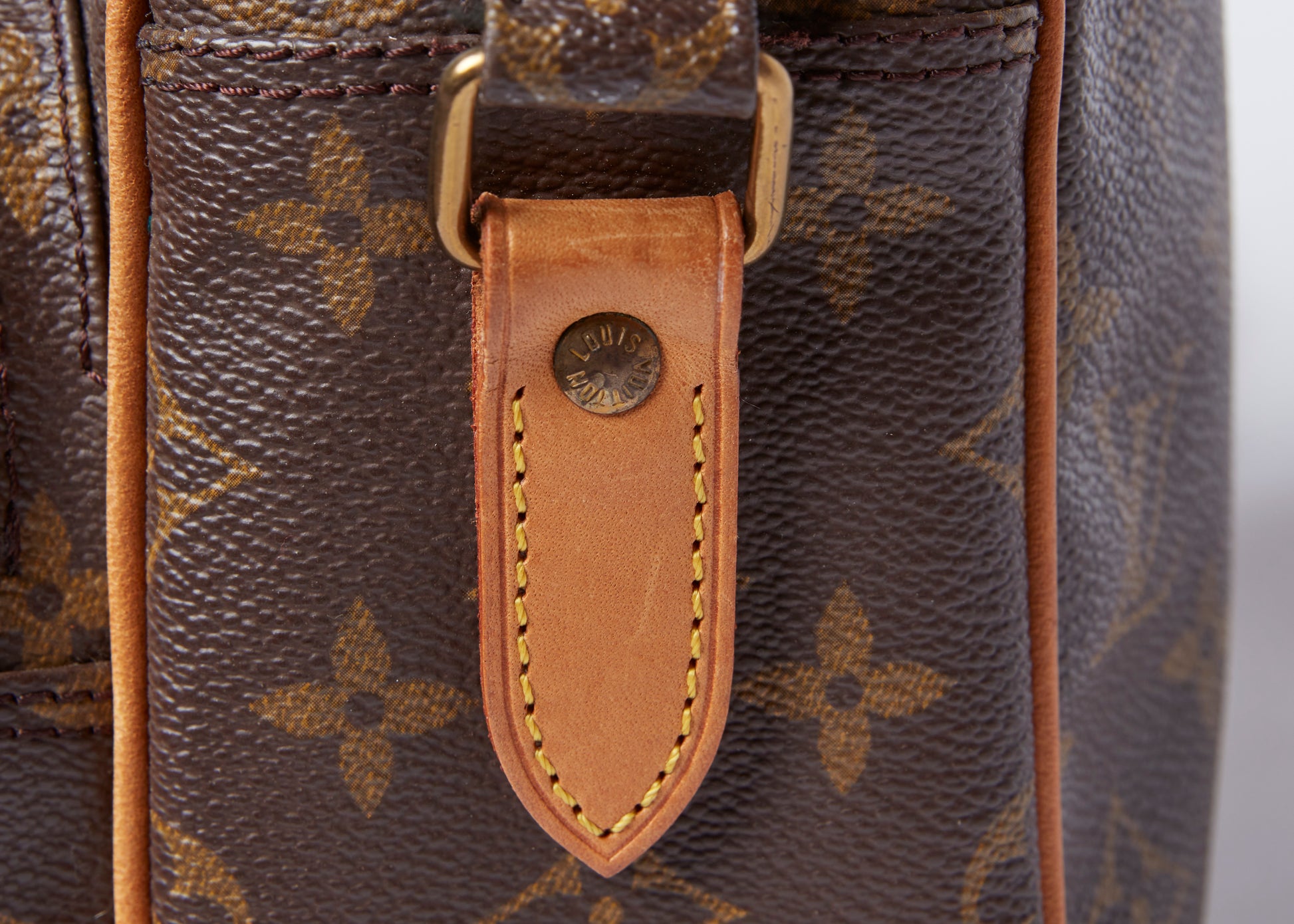 Nile crossbody bag Louis Vuitton Multicolour in Cotton - 35808588