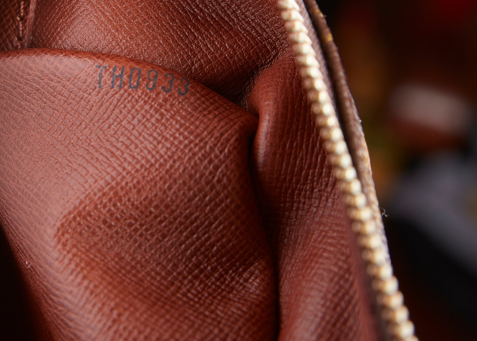 Nile crossbody bag Louis Vuitton Brown in Cotton - 25290288