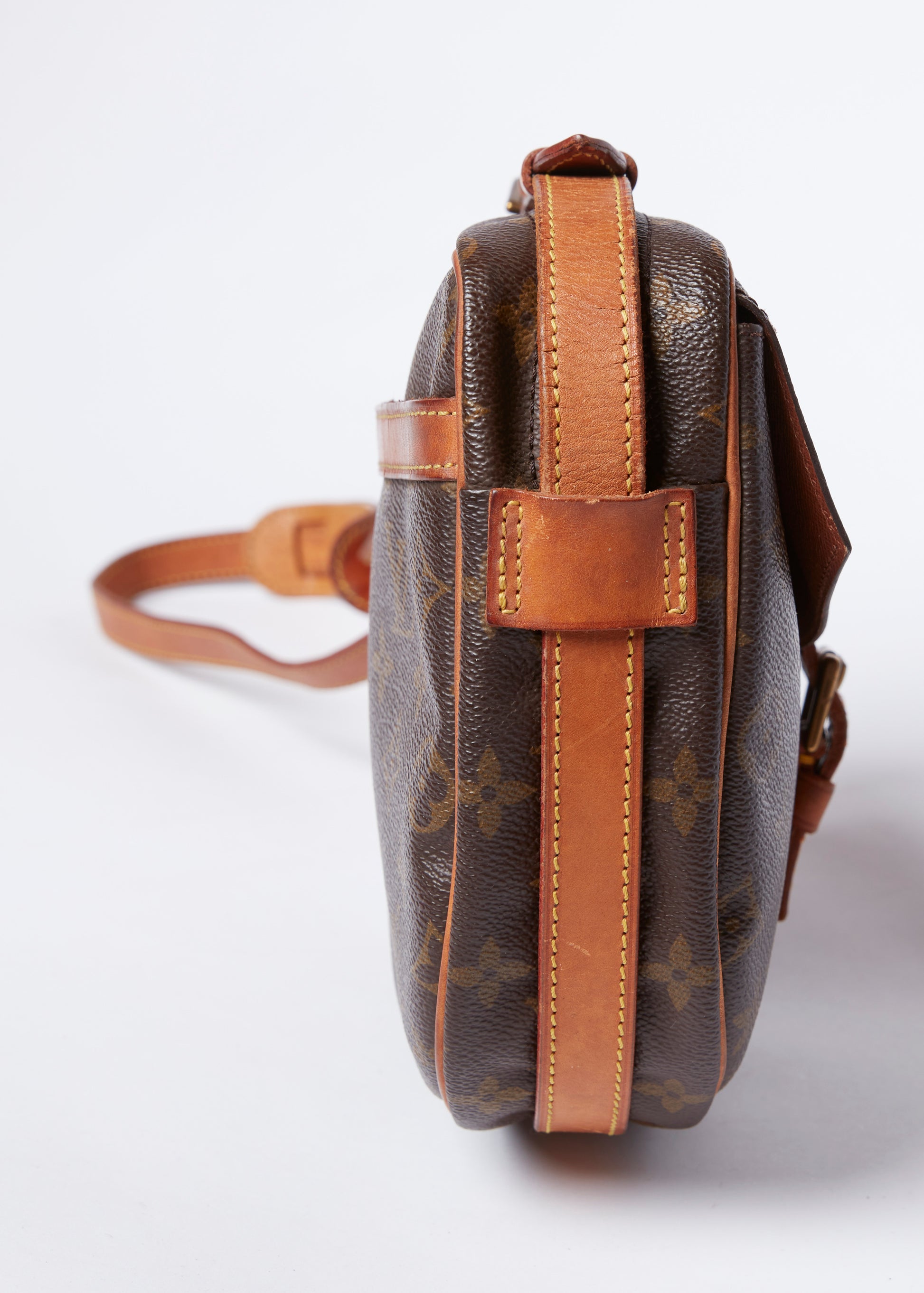Louis Vuitton Jeune Fille MM Bag – The Hosta