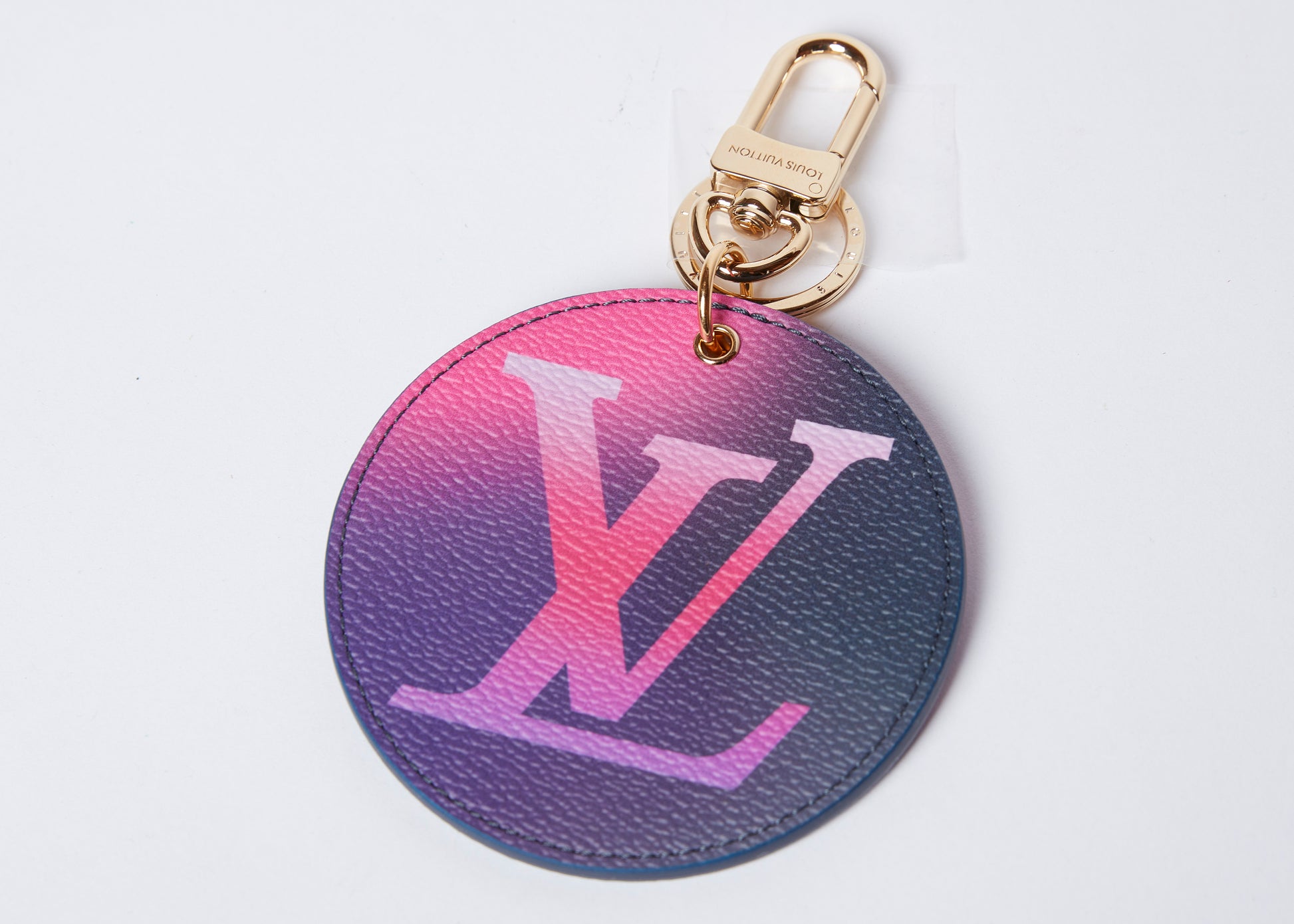 Louis Vuitton ILLUSTRE Resort Key Ring and Bag Charm Pink Canvas