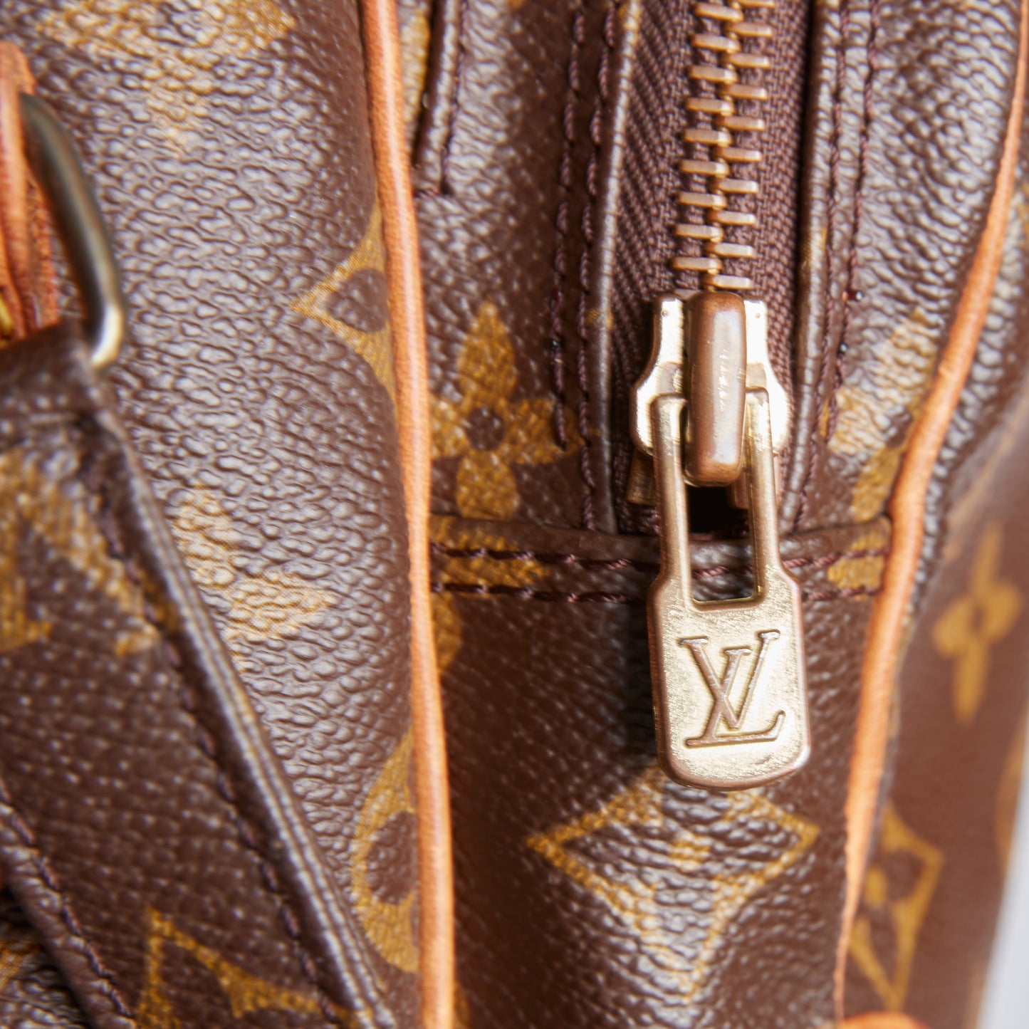 Louis Vuitton Nile Crossbody